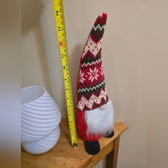 Festive Gnome Set with Red and Gray Hats - Picture 2 of 3